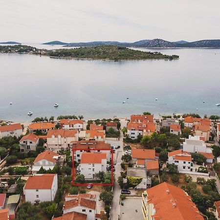 Apartmani Sanja Vodice Exteriör bild