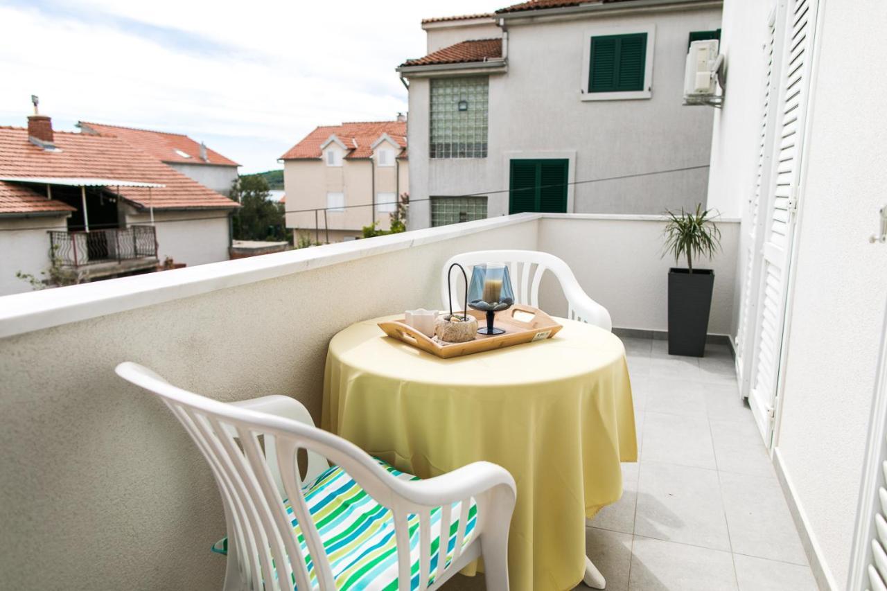 Apartmani Sanja Vodice Exteriör bild